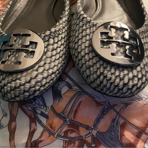 Tory Burch Flates size 8.5 - Picture 5 of 10